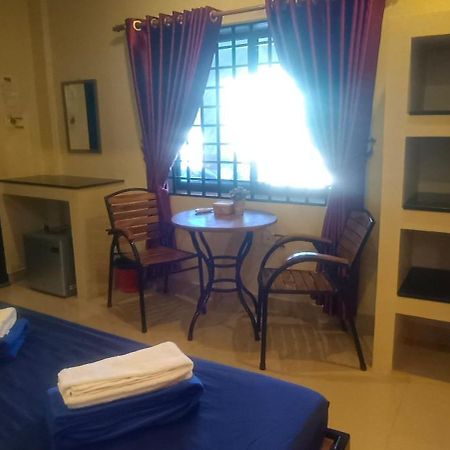 Hotel Le Cocorico Siem Reap Esterno foto